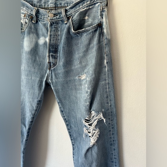 Levi’s 501 Straight Leg Very Distressed Worn-In Jeans Made In Haiti Size W33xL34 - Picture 3 of 14